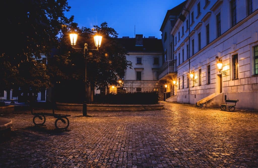 different types of pavers