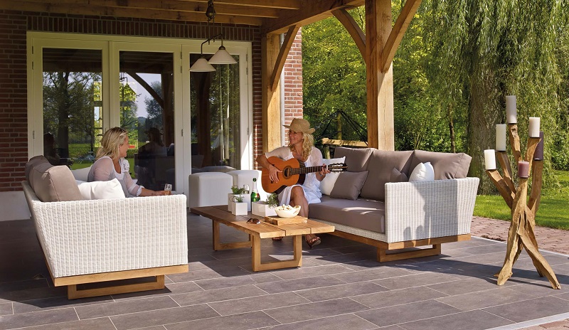 using pavers for your outdoor space with this texture